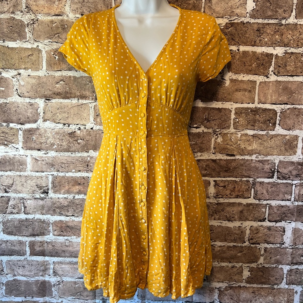 XX-Small Petite - Abercrombie & Fitch - yellow polka dot - short sleeve dress